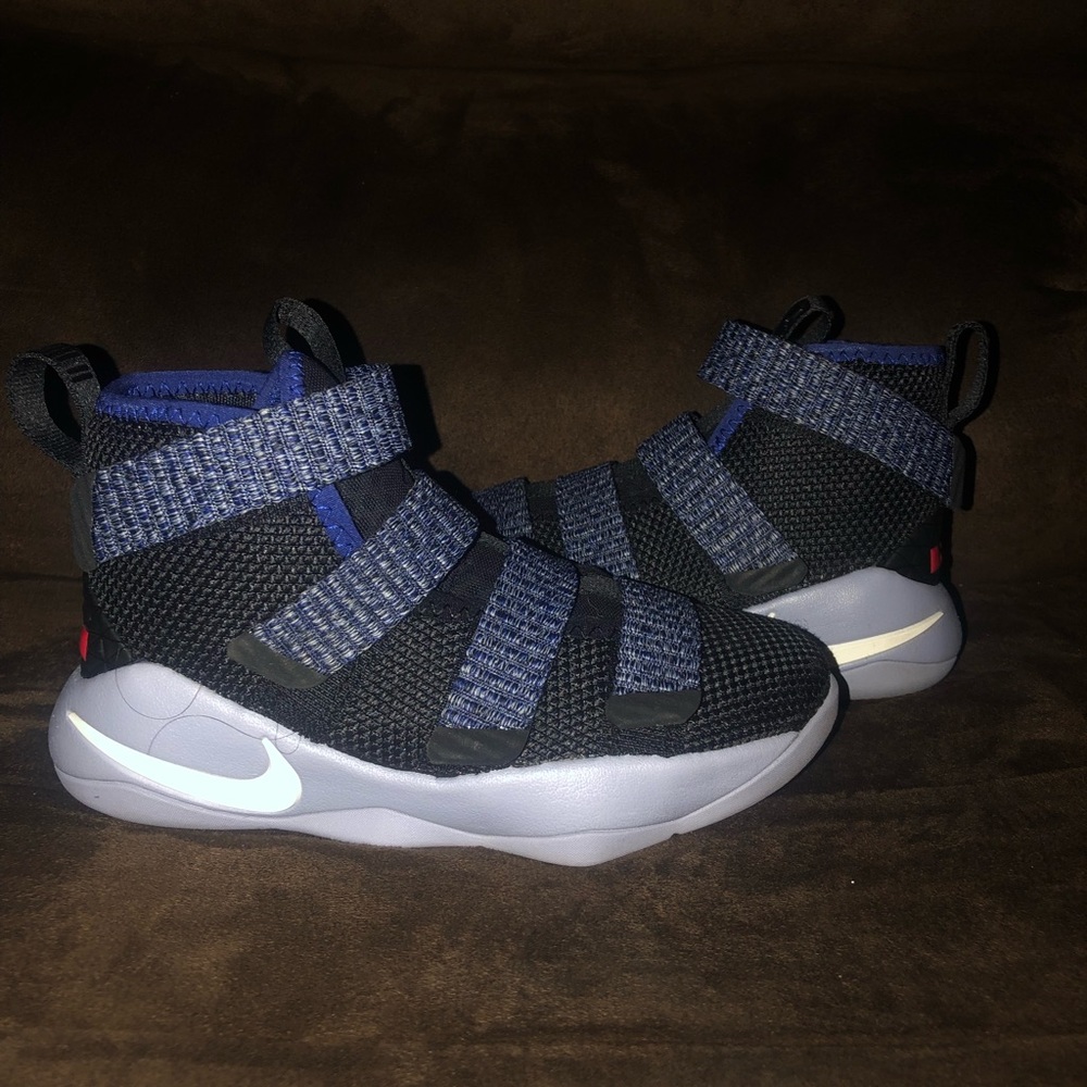 LeBrons size 11c